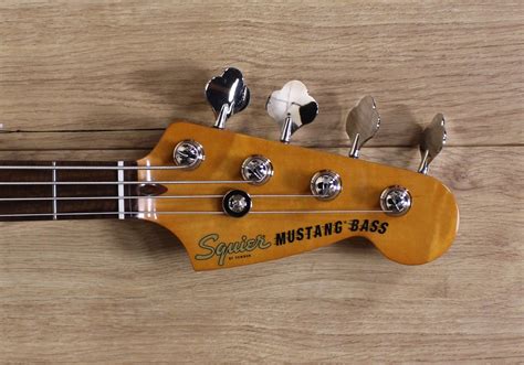 Fender Squier Classic Vibe S Mustang Bass Lrl Olympic White Tanne