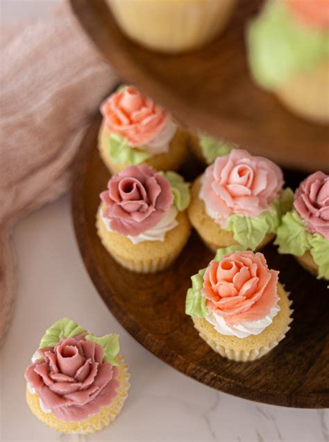 Buttercream Rose Tutorial — Garnished Roots