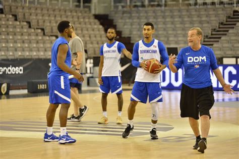 Rd Se Prepara En Filipinas Para Campeonato Fiba