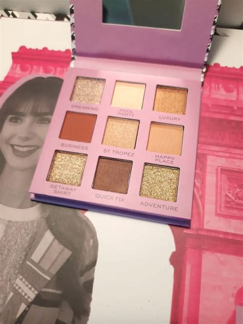 Make Up Revolution Eyeshadow Palette Emily In Paris Kaufen Auf Ricardo