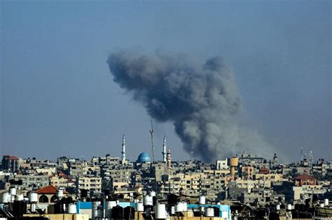 La Jornada Ayer Israel Bombardeó Gran Parte De La Franja Incluida Rafah