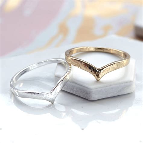 Chevron Ring By Junk Jewels