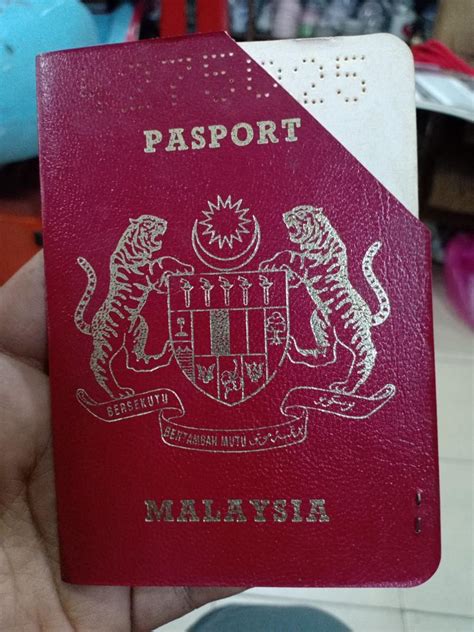Vintage Passport Cancelled 1993 Hobbies And Toys Collectibles