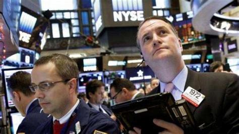 Foto Terseret Dua Sektor Ini Bursa Wall Street Anjlok