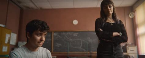 Do Maeve And Otis Get Together In Sex Education Season 3