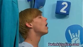 Boy Kissing Another First Time Gay Kyler Moss And Nick Duvall Get XVIDEOS