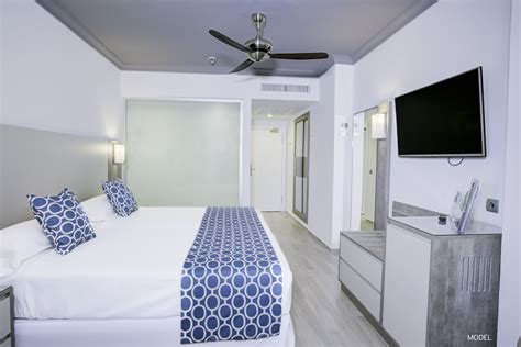 club-hotel-riu-oliva-beach-refurbished-hotel-room - The Family Holiday ...