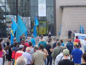 Cientos De Personas Se Concentran En Xix N Contra La Monarqu A Espa Ola