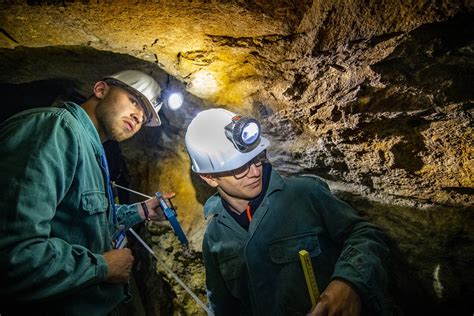 Markscheidewesen und angewandte Geodäsie an der TU Bergakademie