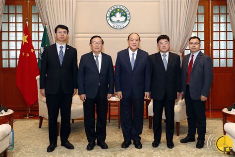 News Gov Mo The Chief Executive Mr Ho Iat Seng Meets With The