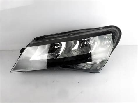 SKODA SUPERB III LAMPA LEWA PRZÓD 2015 3V1 941 015 3V1941015 za 300 zł