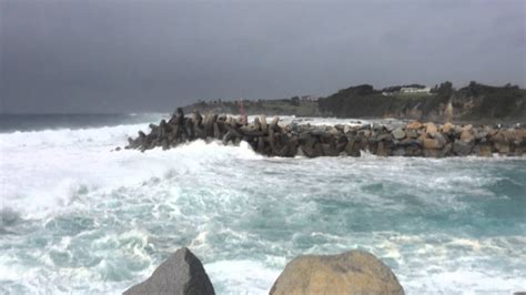 Big Swell At Narooma Bar Youtube