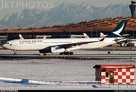 B Lba Airbus A Cathay Pacific Airways Charles Chen Jetphotos