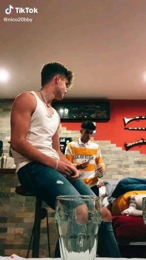 Идеи на тему Gay 670 в 2024 г милые пары лгбт геи