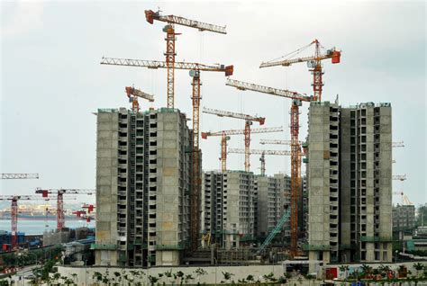 Potain Mct Tower Cranes Dominated On The Site Of Singapores First