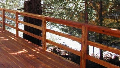 Horizontal Wood Deck Railing Ideas - Johnny Counterfit