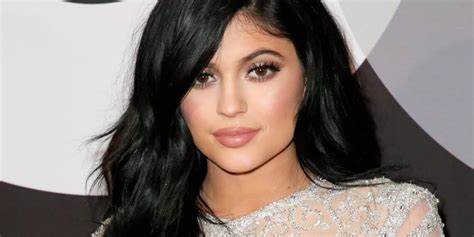 What Color Are Kylie Jenners Eyes