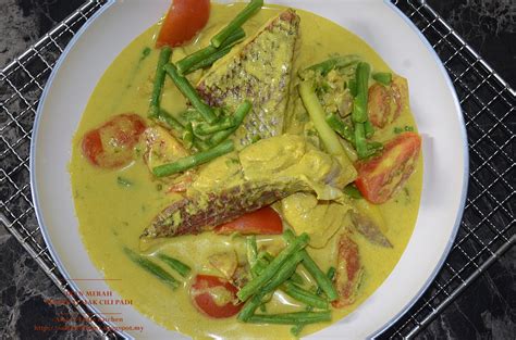 Ikan Merah Masak Lemak Cili Padi - Amie's Little Kitchen