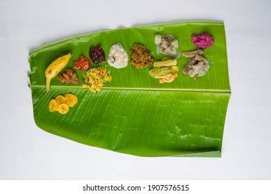 Onam Sadhya Served Banana Leaf South Stock Photo 1907576515 | Shutterstock