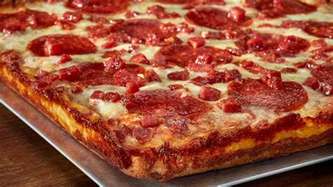 The Detroit Style Frozen Pizza Costco Customers Cant Get Enough Of