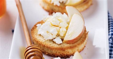 Recette Toasts de chèvre miel et pomme Marie Claire