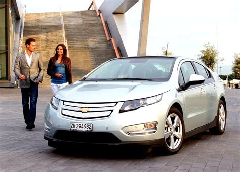 CHEVROLET VOLT ELECTRIC CAR