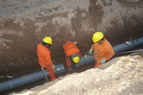 Redes De Agua Potable Y Cloacas Nuevas Calles Alumbrado Veredas Y