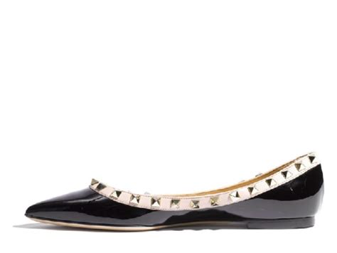 Sasom Valentino Rockstud Pointed Toe Ballerina Flat