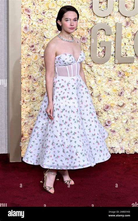 Cailee Spaeny Bei Der Verleihung Der 81 Golden Globe Awards Im Beverly