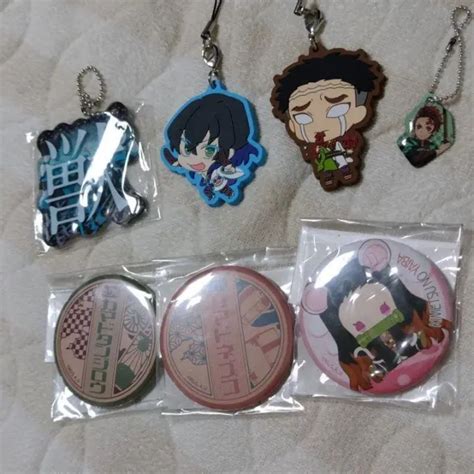 Devil S Blade Demon Slayer Kimetsu No Yaiba Portachiavi Badge Non