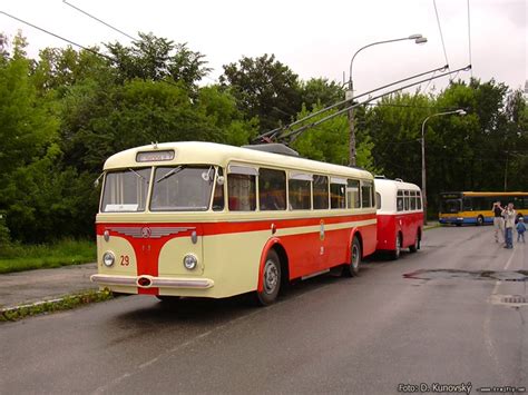 Fotografie Škoda 8Tr6 29 II Dopravní podnik Ostrava Karosa B40 141 II