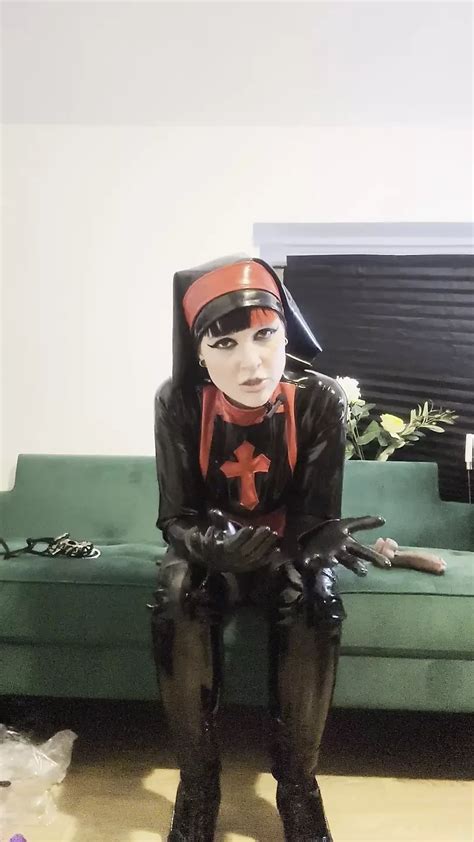 Silent Seduction Become My Sissy Locked Slut No Audio Amateur Porn Feat Bigtiddygoth XHamster