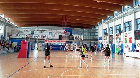 Volley A Femminile La Bartoccini Fortinfissi Perugia Tiene Testa A