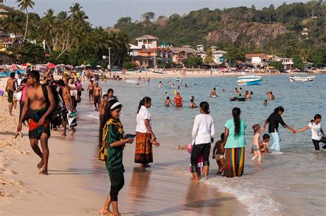 Sri Lankas Most Popular Beach - Unawatuna