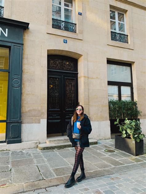 Place De Valois A Secret Courtyard In The 1st Arrondissement