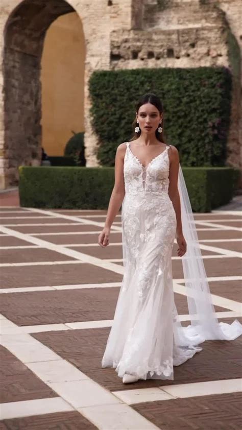 Crepe Mermaid Style Wedding Dress With Illusion Lace Sleeves Artofit