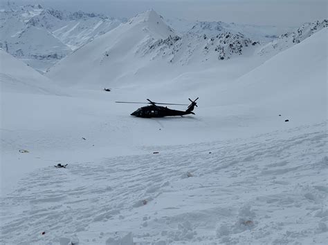 Report sheds little light on fatal Alaska helicopter crash - Alaska Public Media