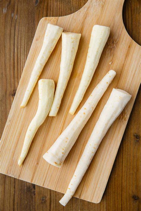 Roasted Parsnip Fries (A Tastier, Healthier French Fry Substitute ...