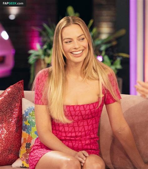 Margot Robbie Margotrobbie Margotrobbieofficial Nude Leaked Onlyfans Photo FapGeek