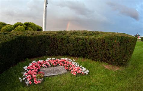 Ruffian's remains moved to Claiborne cemetery