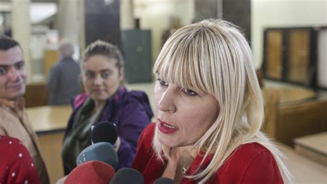 Decizie definitivă Elena Udrea rămâne în arest în Bulgaria până la