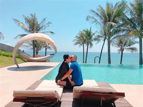 Anh trai Bảo Thy khoe ảnh cưới cùng hot girl Trang Pilla