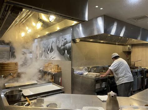 【高雄漢來蔬食｜漢神巨蛋】精緻港點蔬食餐廳推薦 ｜趣餵人