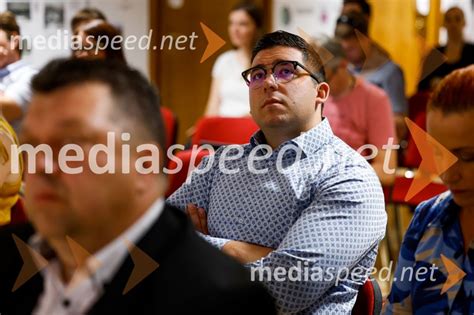 Mediaspeed Novinarska Konferenca Mo Kranj Ob Podpisu Pogodbe Za