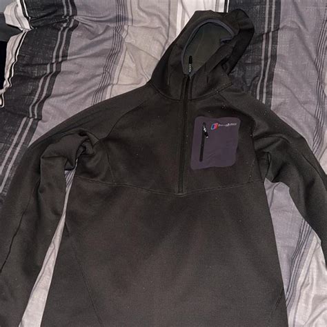 Berghaus hooded fleece (large) - Depop