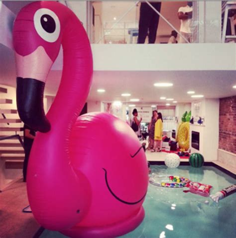 Giant Inflatable Pink Flamingo Pool Toy » Petagadget