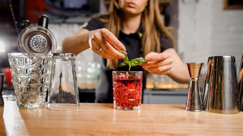 Clever Hacks For Craft Cocktails At Home Using Stuff You Already Have