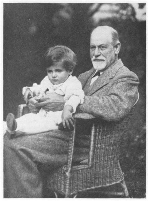 Sigmund Freud Biografía Teorías Aportes Obras