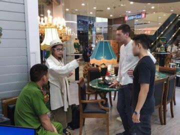 Hot girl Bella bị tố bạo hành con ruột khiến cộng đồng bức xúc