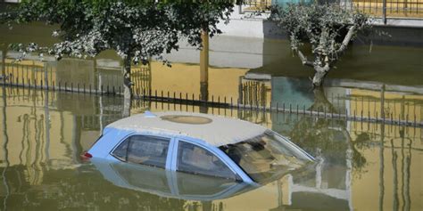 Alluvione In Emilia Romagna Ancora Allerta Rossa Allagamenti Nel